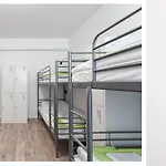 Hostal Opera
