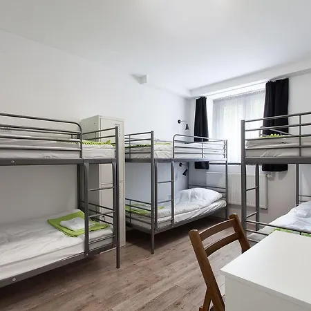Hostel Opera *